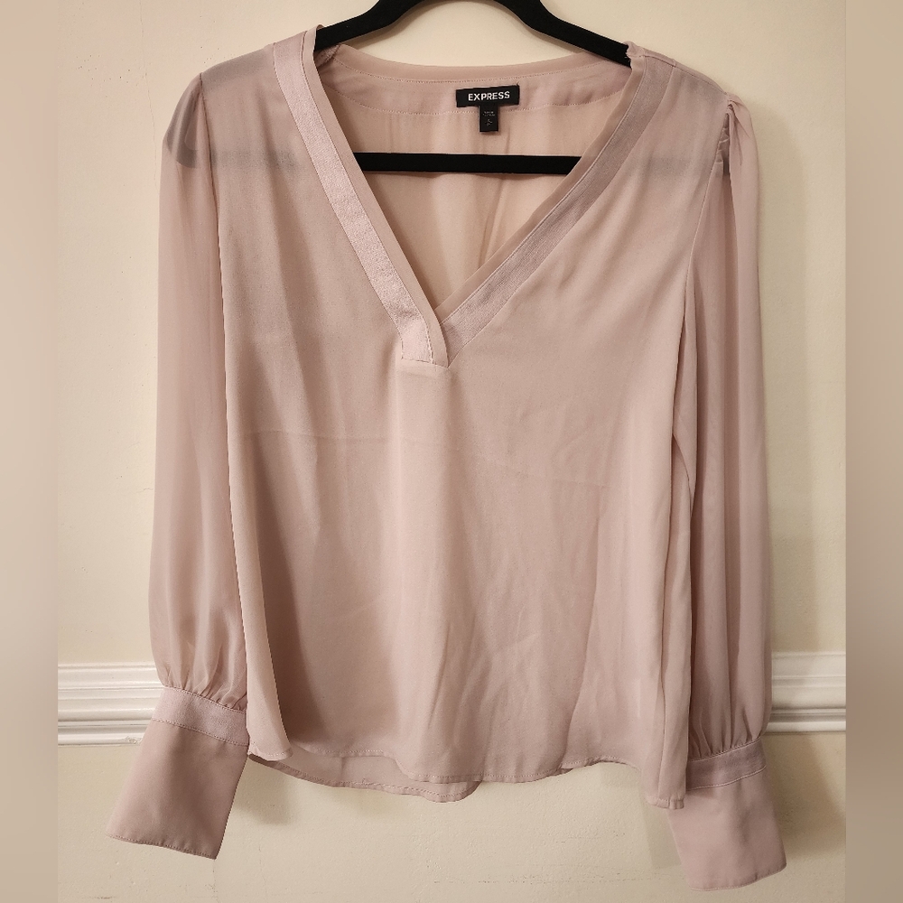 Express Blush/Pale Pink V-neck blouse Womans Size S